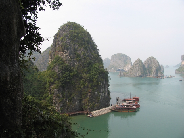 viet nam ha long